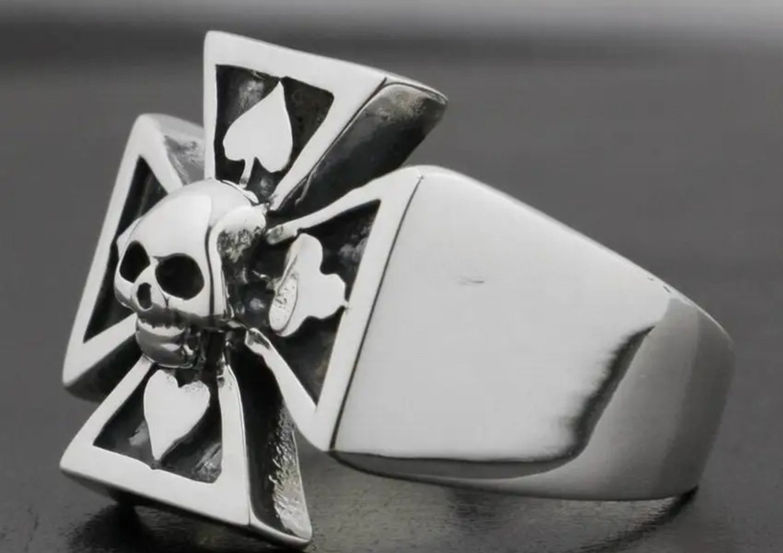 Bague Tête de Mort "Regard de la Chance" - Argent 925 & Symboles Mystiques